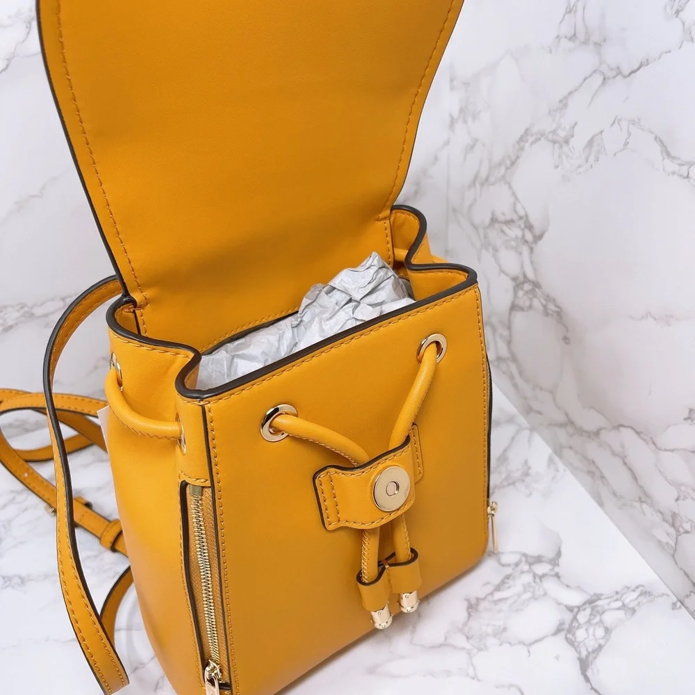 Michael Kors Phoebe Xs backpack - Picture 7 of 9